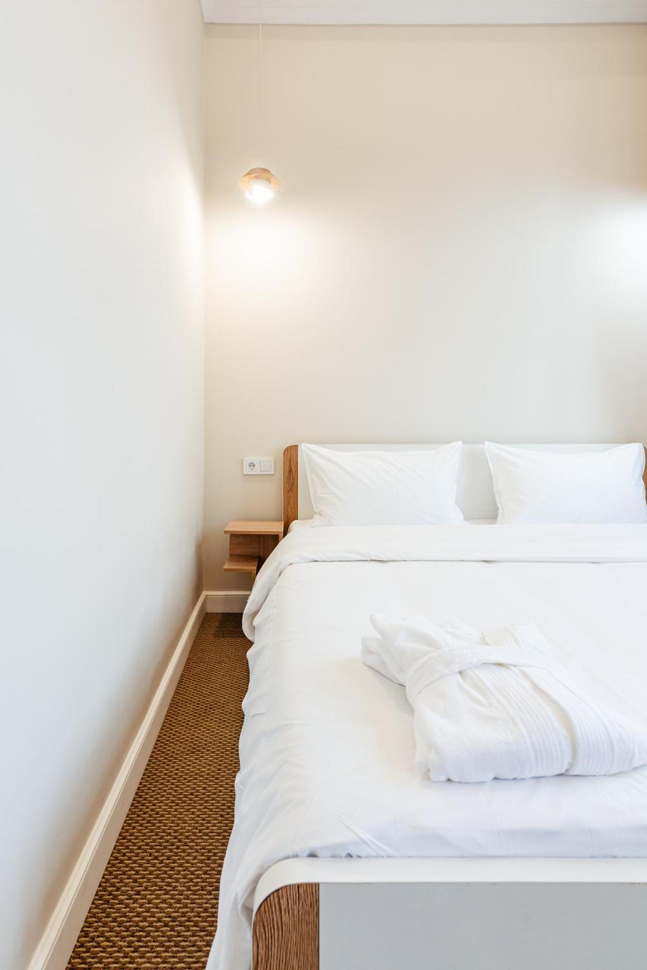 Aykun Hotel Almaty Room photo