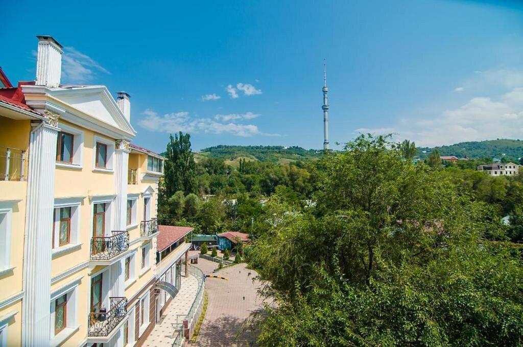 Aykun Hotel Almaty Exterior photo